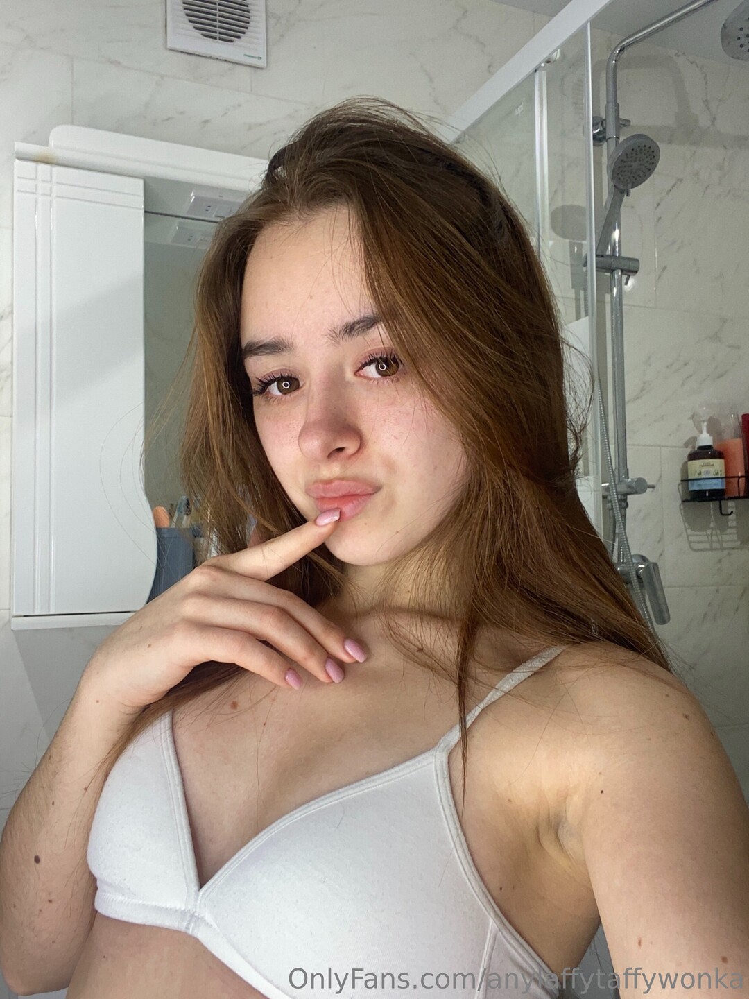 Anylaffytaffywonka star nude picture