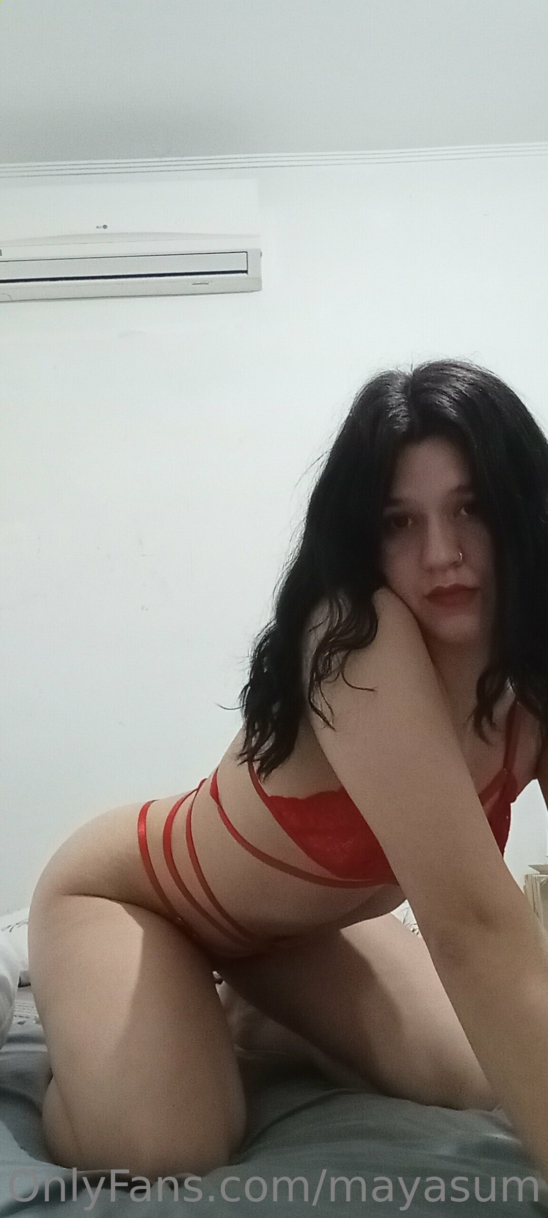 Yourwildbaby sexy pornstar pics