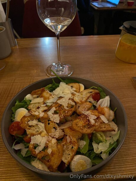 Dixyshmixy exclusive pornstar images