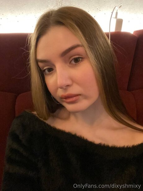 Dixyshmixy nudes star pictures