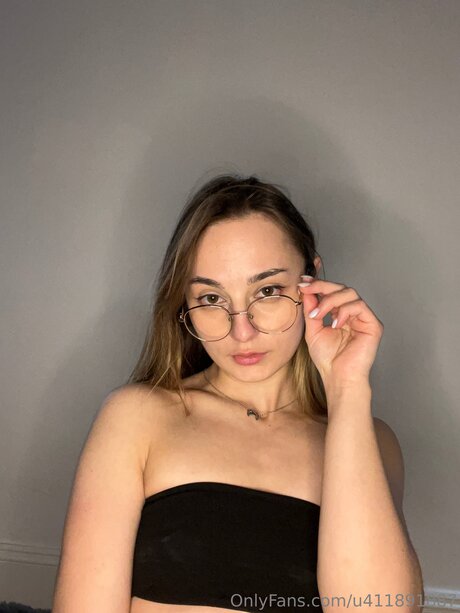 Milsmils best pornstar img