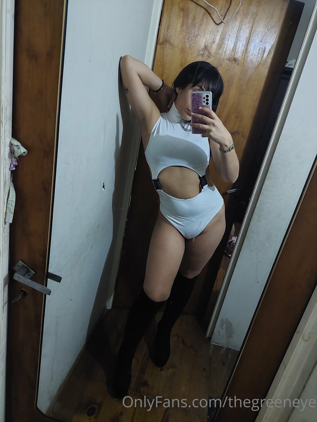 Thegreeneye star adult galleries
