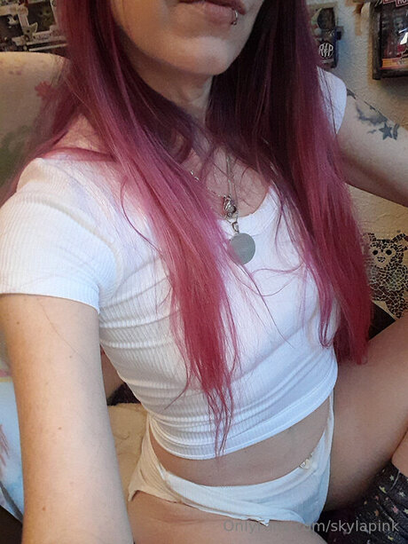 Skylapink pornstar beautiful img