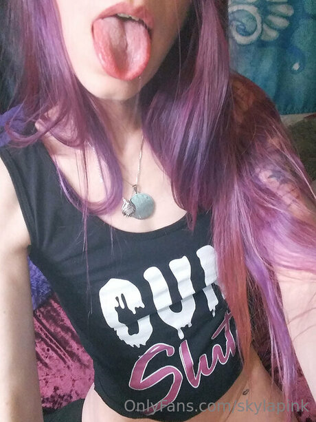 Skylapink pornographic star img