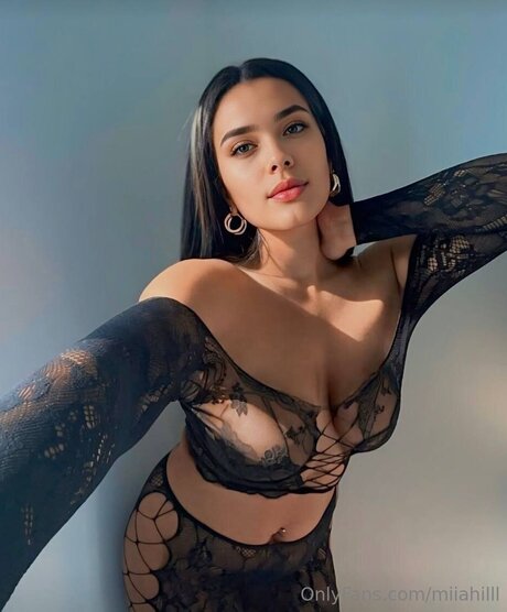 Miiahilll pornstar xxx pictures