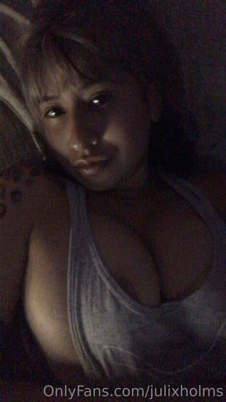 Julixholms xxx model photo