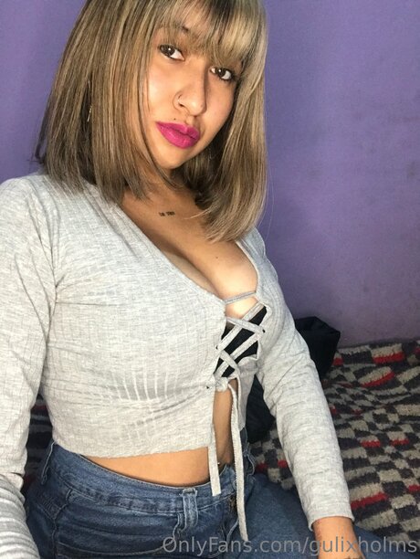 Julixholms pornstar pictures