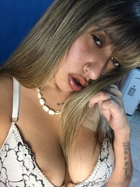 Julixholms erotic star img