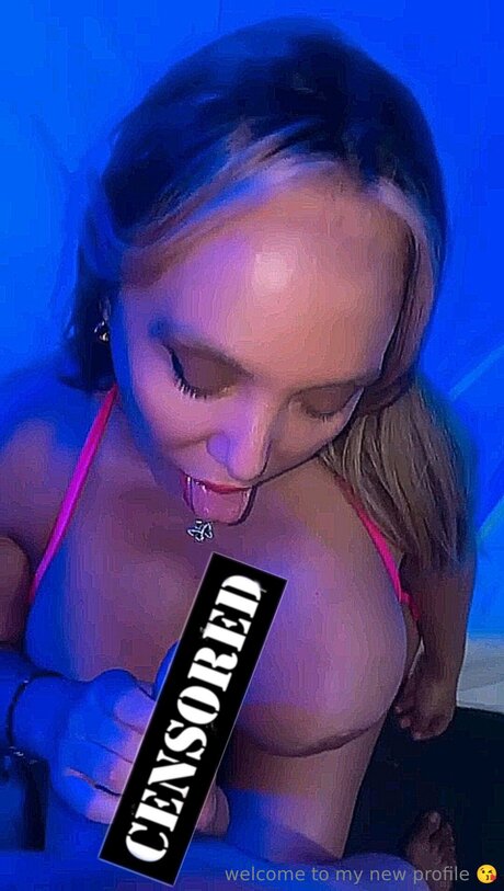 Ani Free model art image