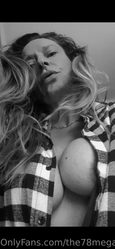 The78megahertz nude pornstar images