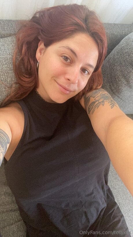 Toiaxxx pornstar pretty pic