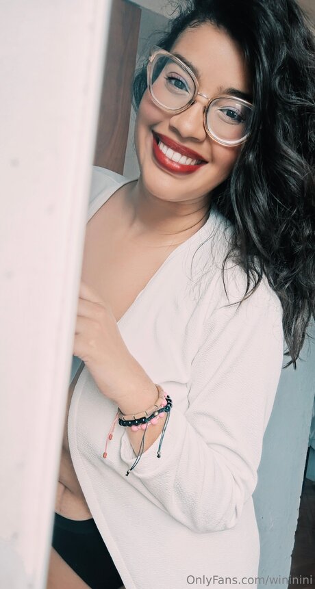 filipina onlyfans sexy nude pic