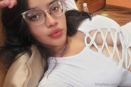 Wininini model porn pictures