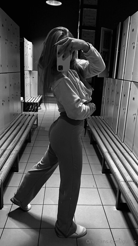 Gulias star sexy galleries