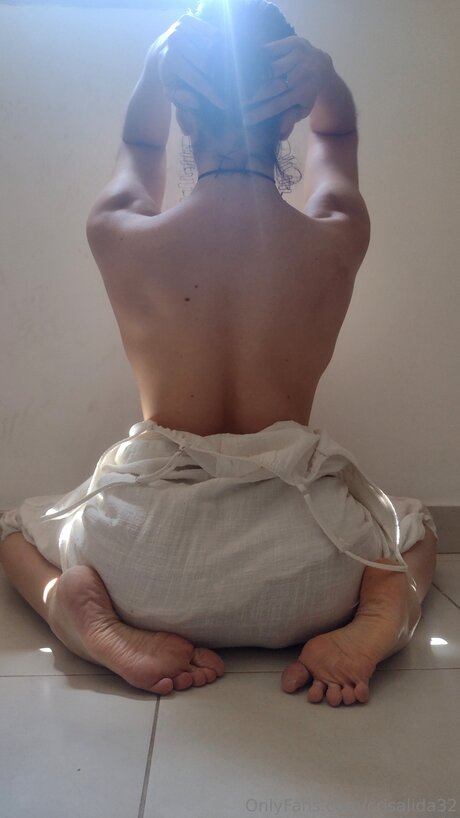 Crisalida32 model hd pics