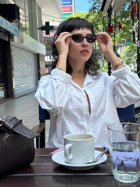 Chloe Magma star sexy pics