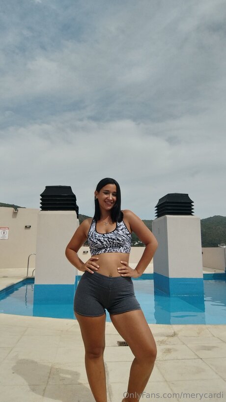 Merycardi star erotic pic