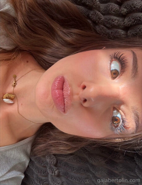 Gajabertolin model exclusive image