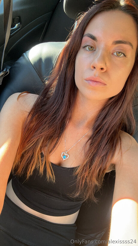 Alexissss24 model hd galleries