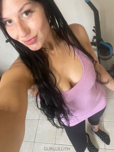 Girllillith star nude picture