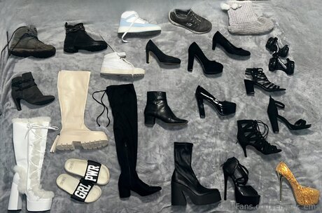 Ember Ems nice star archive