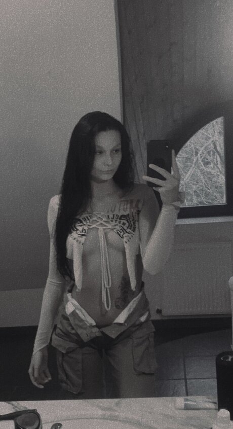 Ember Ems free pornstar img