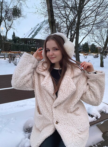 Magicalevelynn pornographic actress img