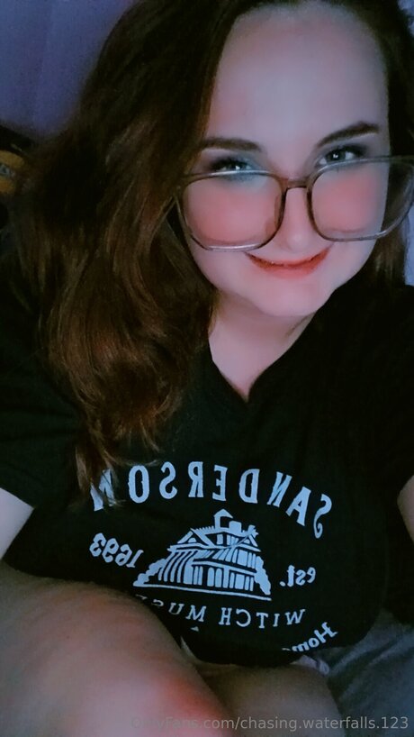 Chasing Waterfalls 123 porn actress image