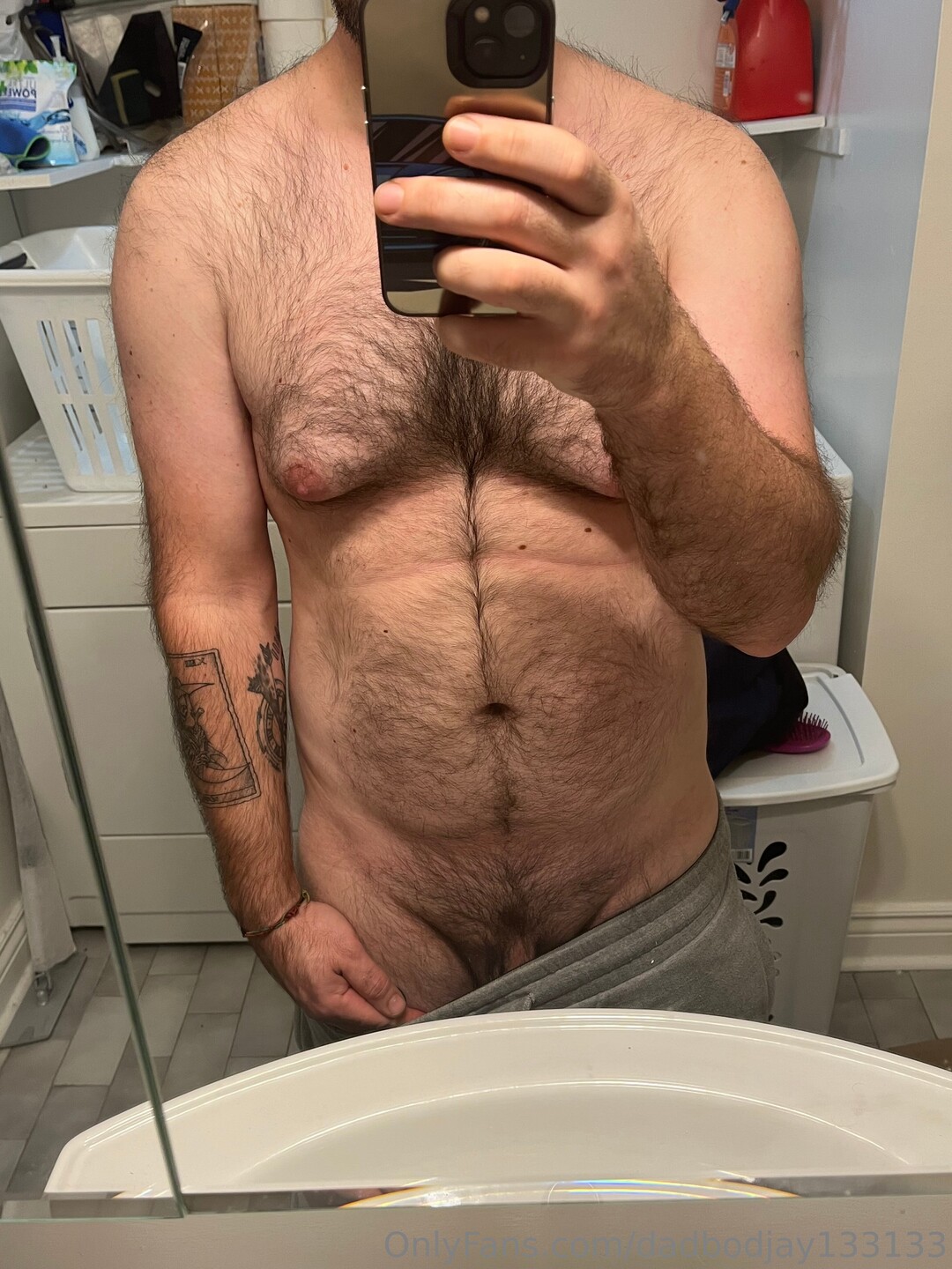 Dadbodjay133133 model adult picture
