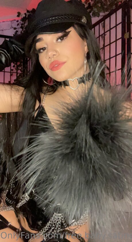 Free Baby Satine top actress pics