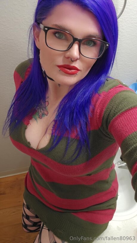 Fallen80963 pornographic actress picture