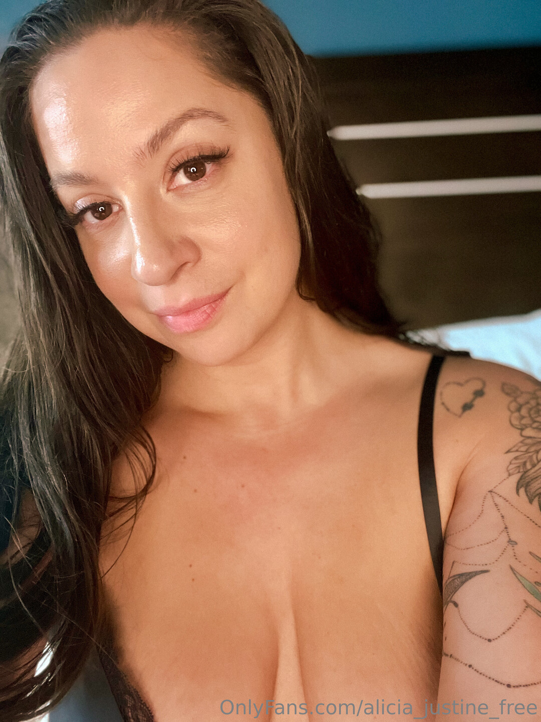 Alicia Justine Free model sex gallery