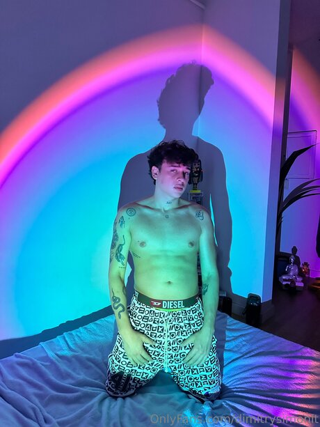 Dimitrysimonit art star archive