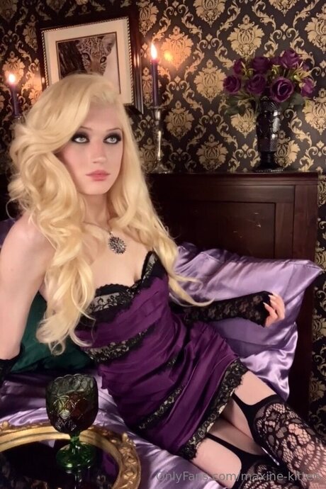 Maxinekitten model nice archive