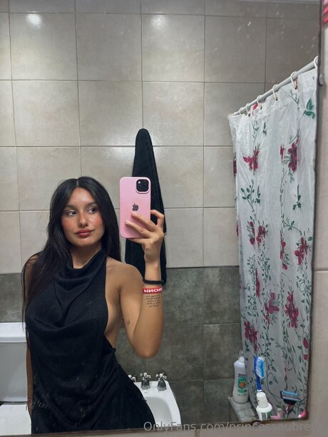 colombian teen onlyfans erotic pics