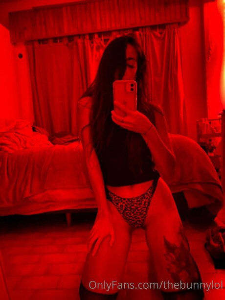 Sexybunnylola nice actress archive