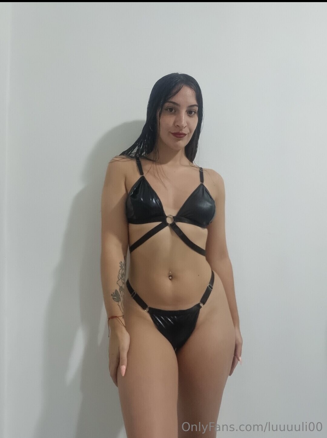 Luuuuli00 naked model pictures