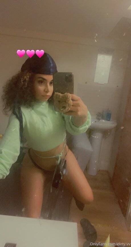 Dirty Vv free pornstar pics