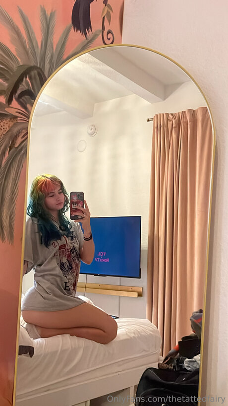 Thetattedfairy xxx model image