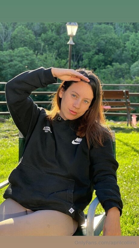 Aprilcollins hot actress pics