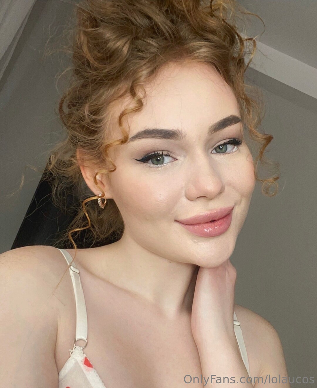 Lolaucos high quality pornstar photo