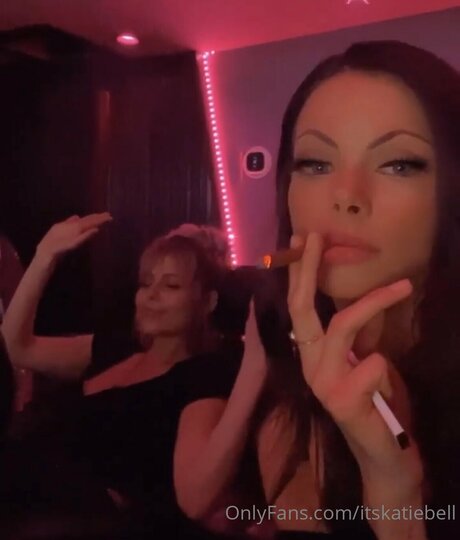 stepdaughter onlyfans erotic photos