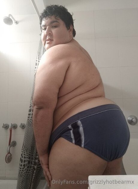 Grizzlyhotbearmx model pornographic images