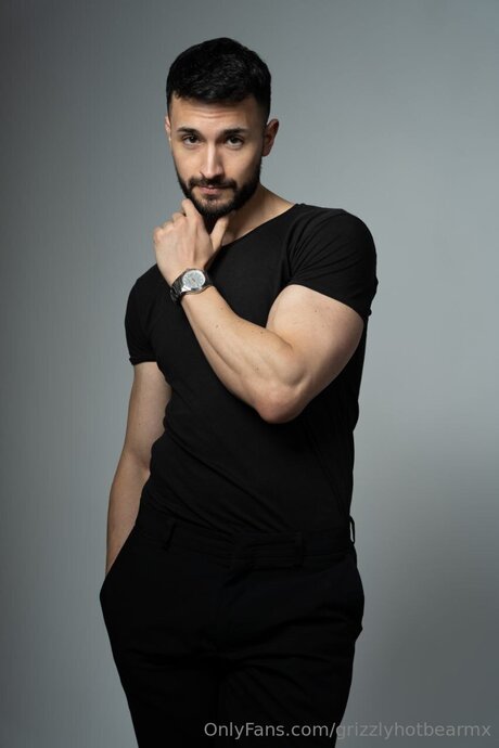 Grizzlyhotbearmx best model picture