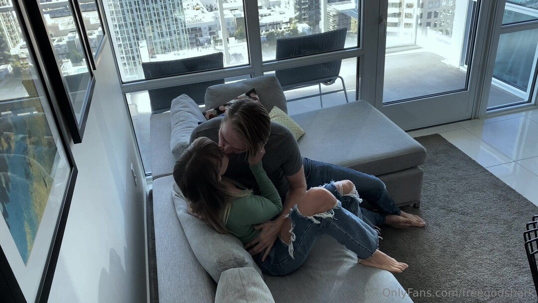 Freegodshark sex pornstar img