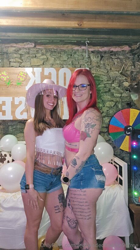 Redheadedbaddie90free pornstar naked gallery