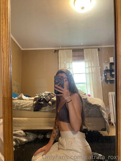 Katrina Roxy art actress pics