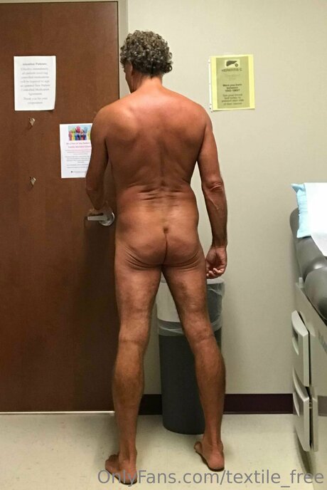 Textile Free perfect pornstar img