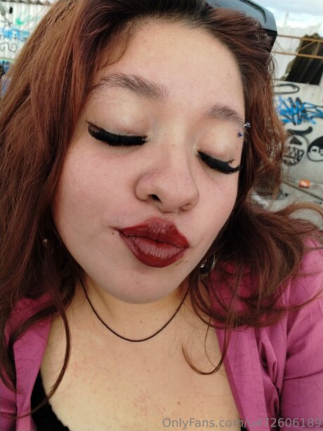 U472606189 star nude picture