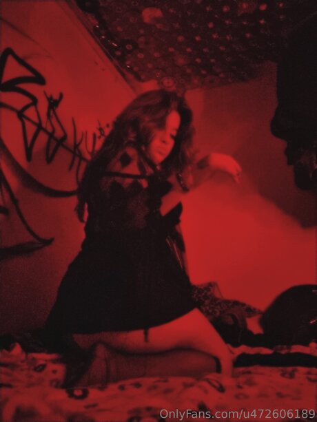 U472606189 perfect star archive